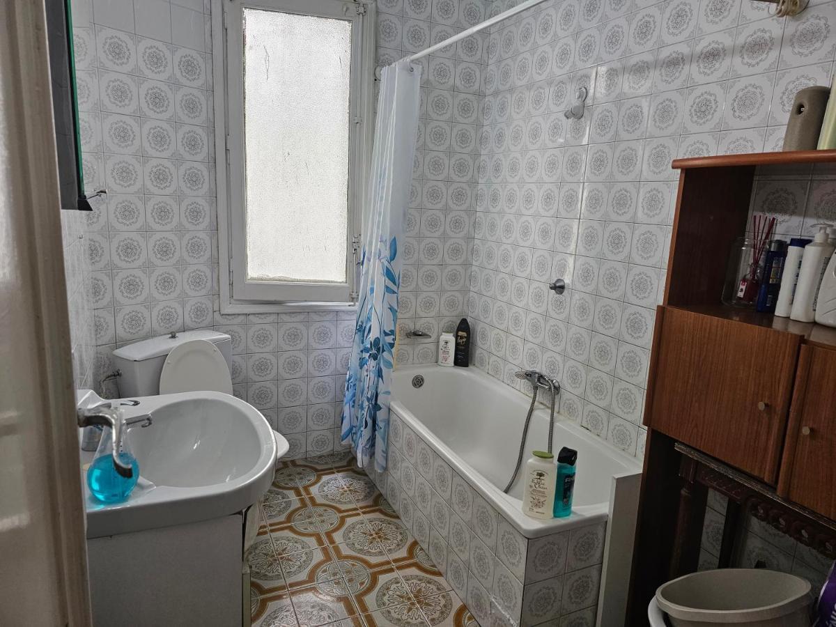 Centrica Habitacion Bed & Breakfast Madrid Eksteriør bilde